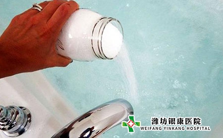牛皮癬的危害有哪些?是什么因素導(dǎo)致的?