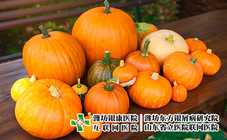 攝圖網_300636991_桌子上的南瓜（企業商用）