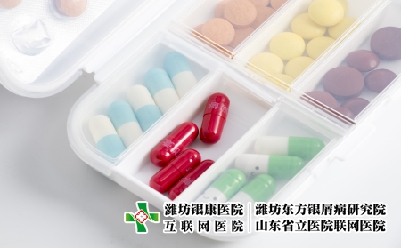 攝圖網_500216458_藥品分裝盒（企業商用）