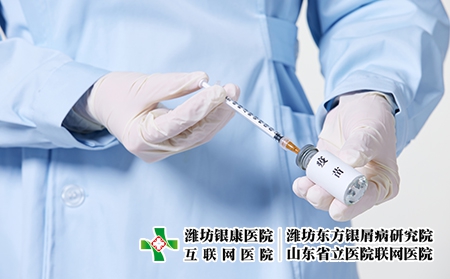 攝圖網_501716692_護士打疫苗準備特寫（企業商用）